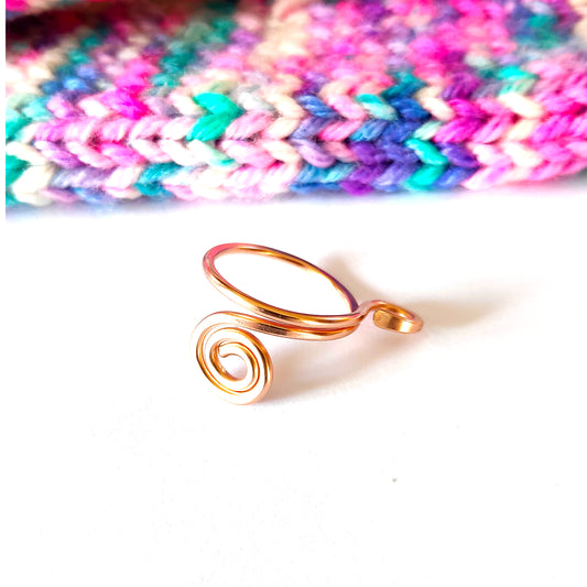 Yarn Ring in Gold - "Cosmos"