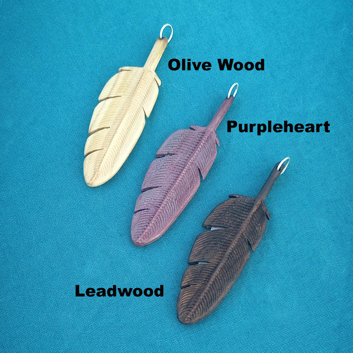 Feather yarn & thread cutter pendant