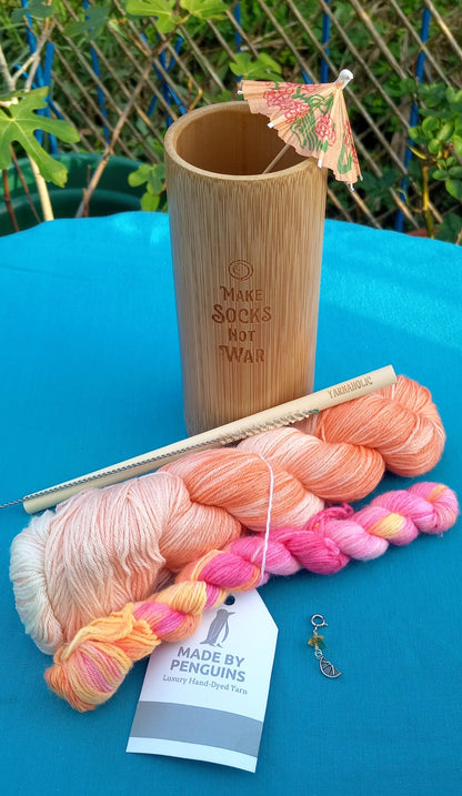 Yarn gift set - "Peach Bellini" cocktail