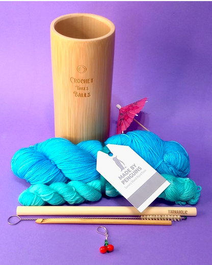 Crochet gift set - "Blue Lagoon" yarn cocktail