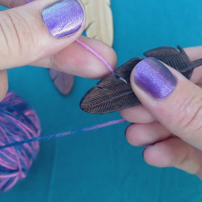 Feather yarn & thread cutter pendant