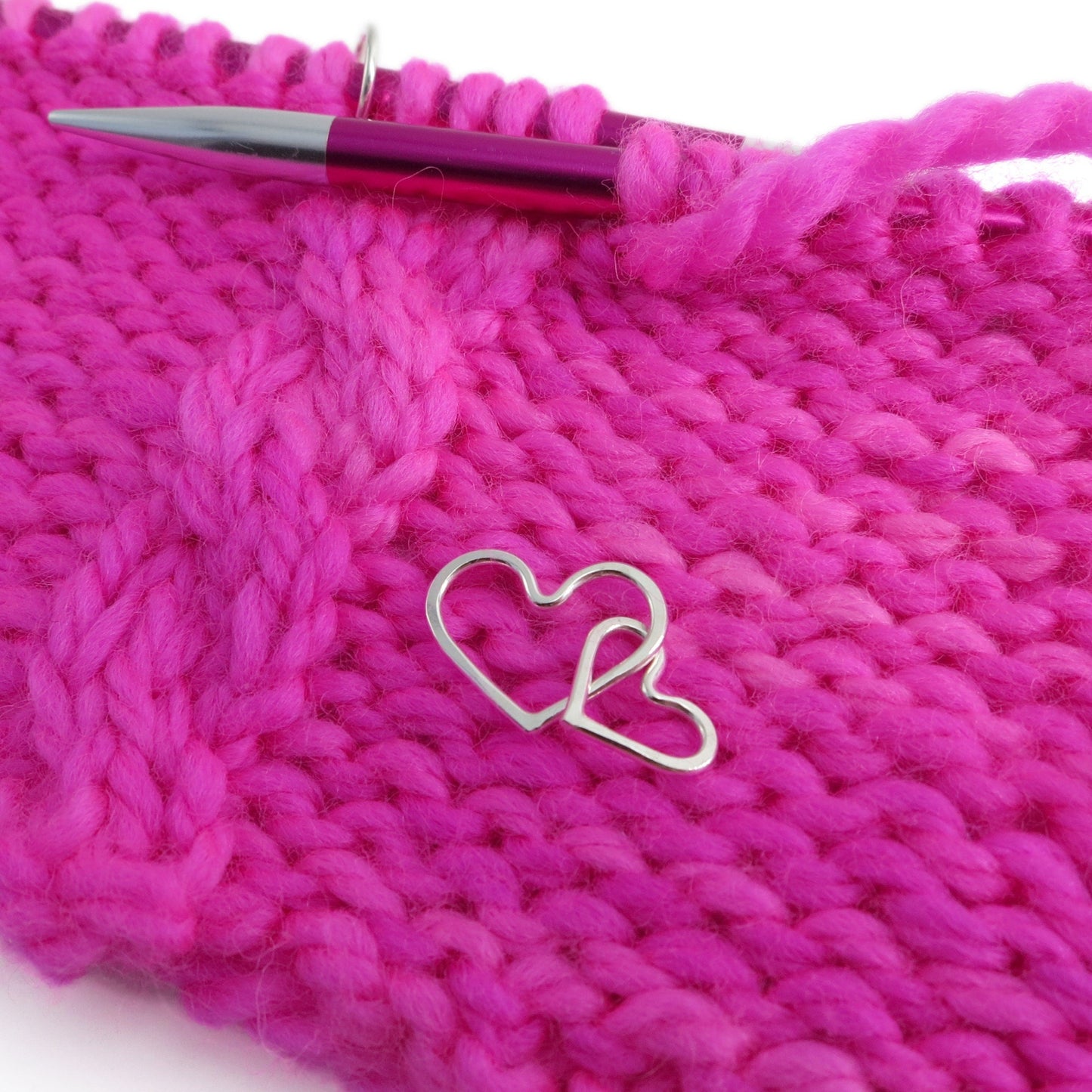 Het enige wat je nodig hebt is een Love Stitch Marker
