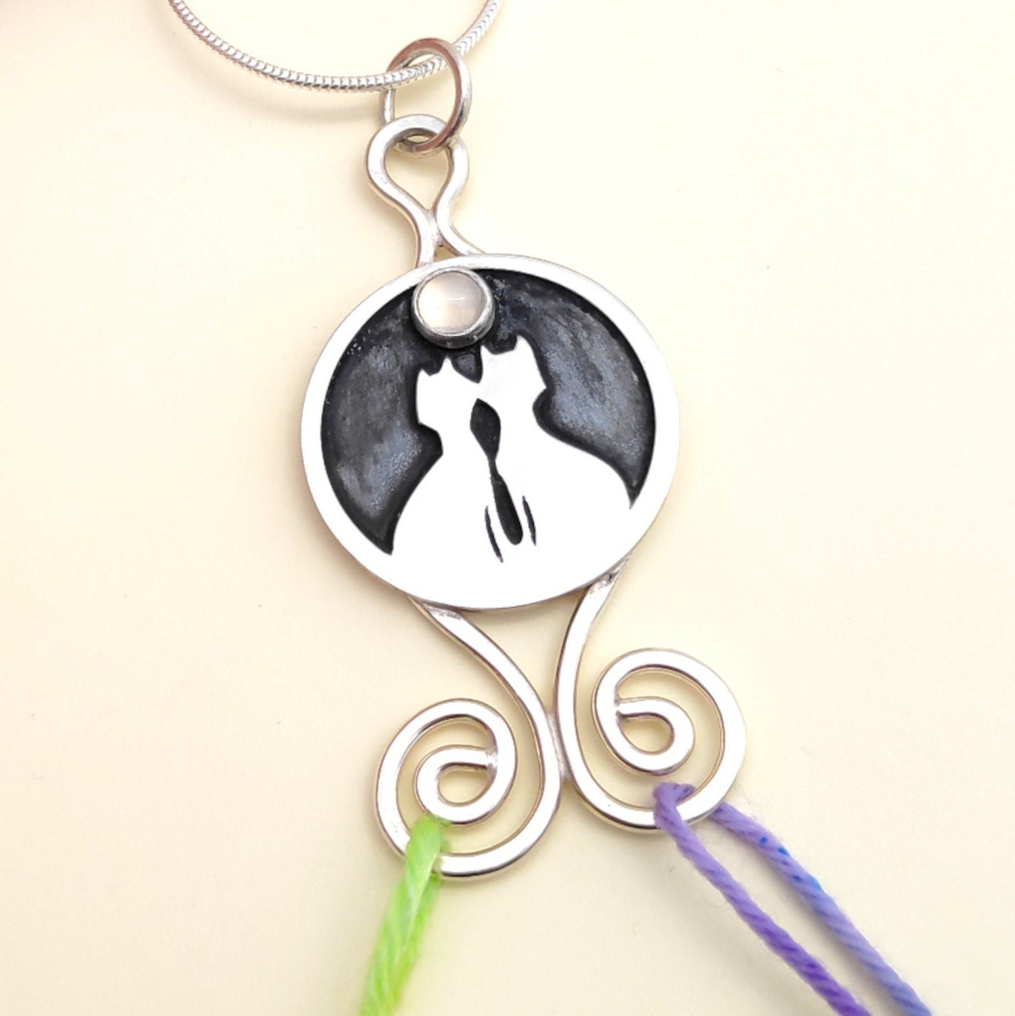 Portuguese Knitting Necklace - Moon Cats